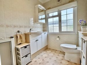 Photo 9- click for photo gallery